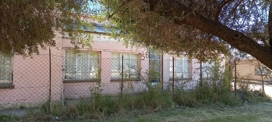 5 Bedroom Property for Sale in Dewetsdorp Free State